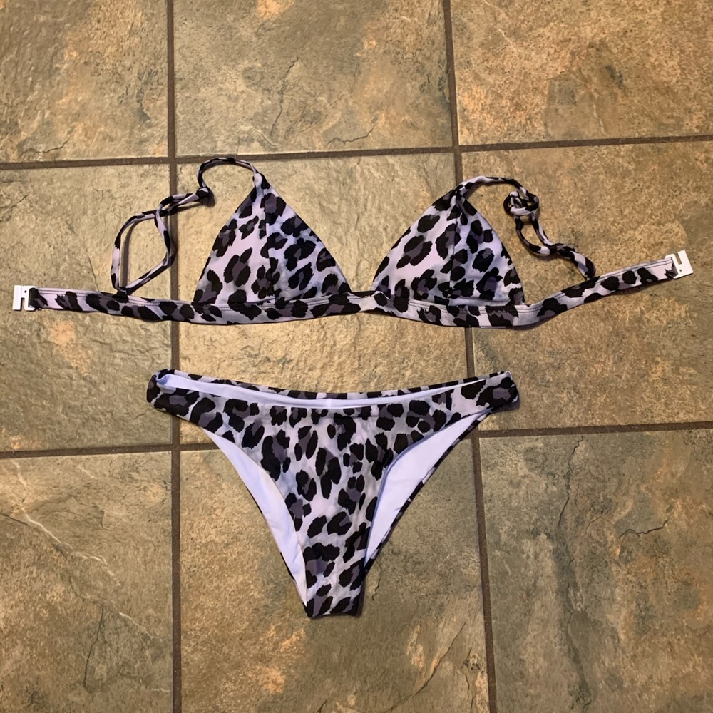 Black and white cheetah print bikini set.